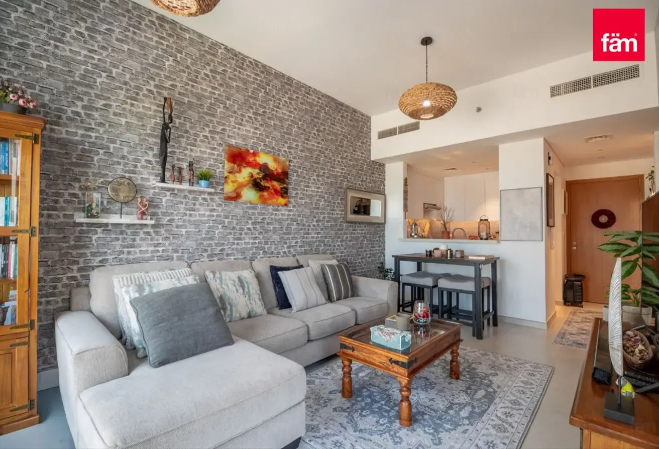 Highest Floor | Furnished | Stunning Views | Vot