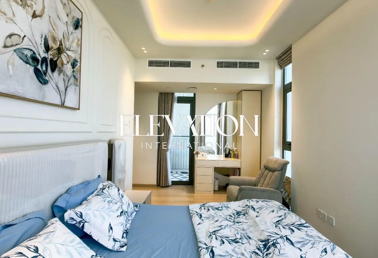Fully Upgraded Corner 3BR | Park Facing | VOT