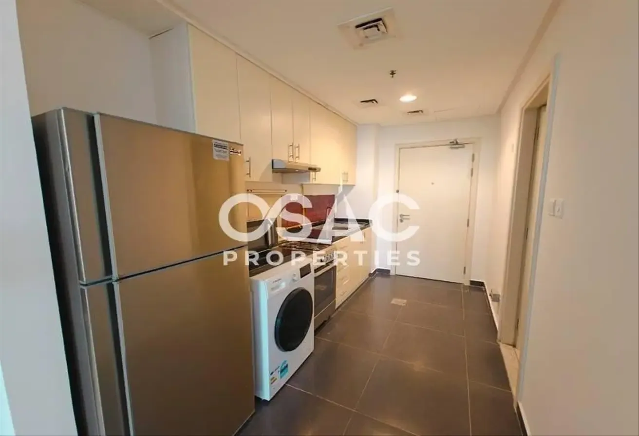 FULLY FURNISHED | SPACIOUS | VACANT