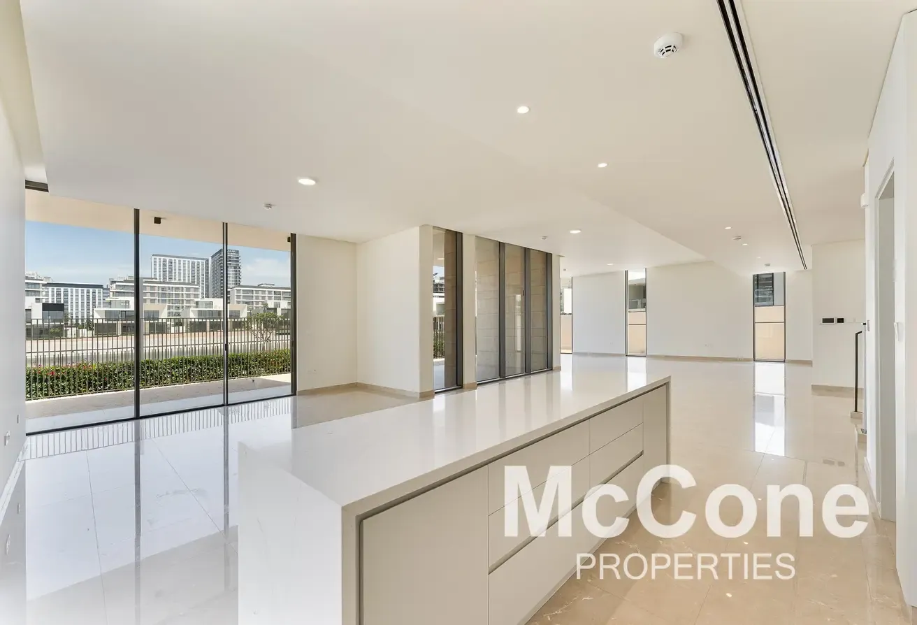 Brand New | Full Lagoon View | Corner Plot