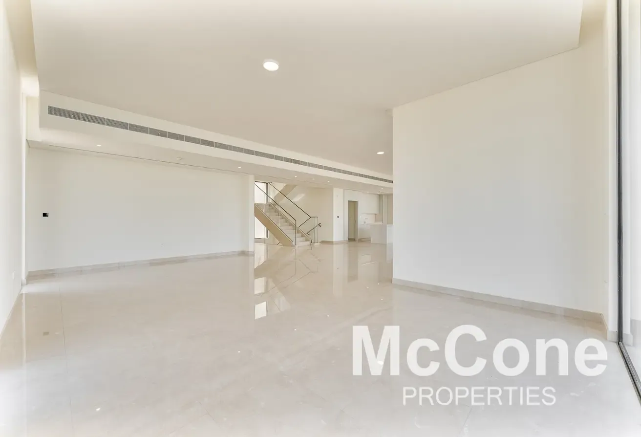 Brand New | Full Lagoon View | Corner Plot
