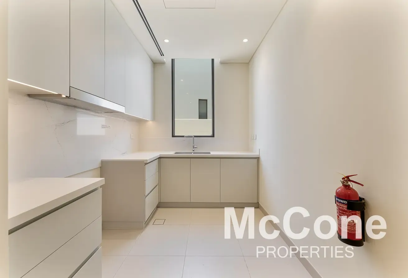 Brand New | Full Lagoon View | Corner Plot