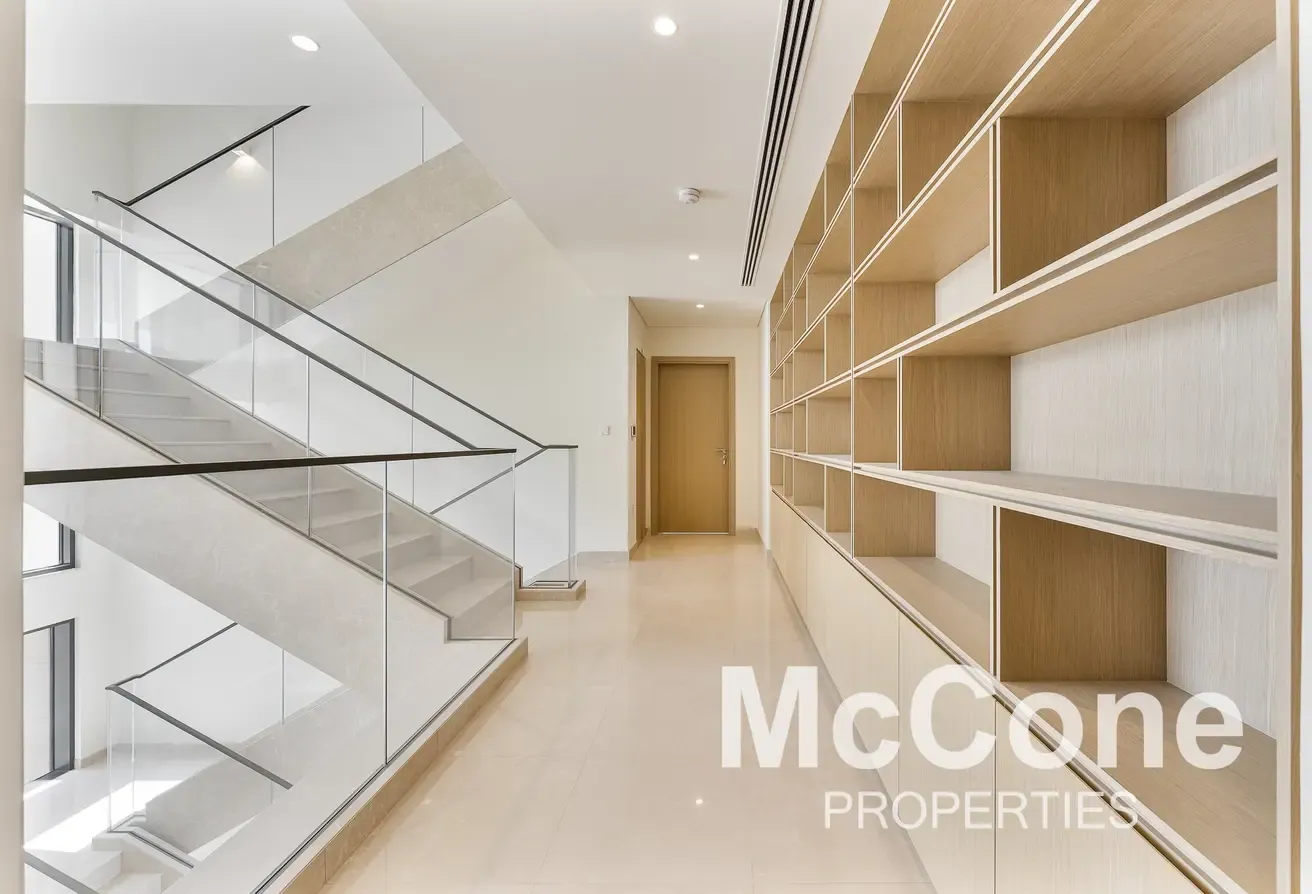 Brand New | Full Lagoon View | Corner Plot