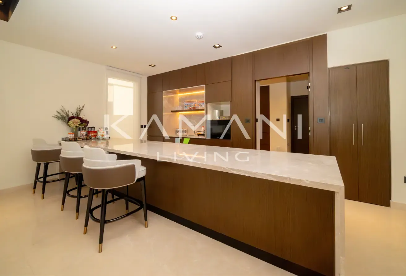 Park View | Corner Unit | Furnished