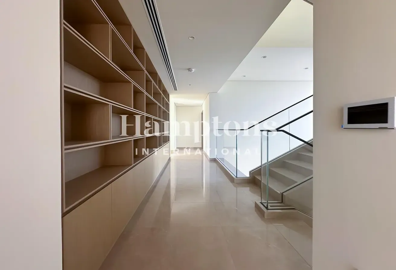 Furnished Villa | Luxurious | On Lagoon