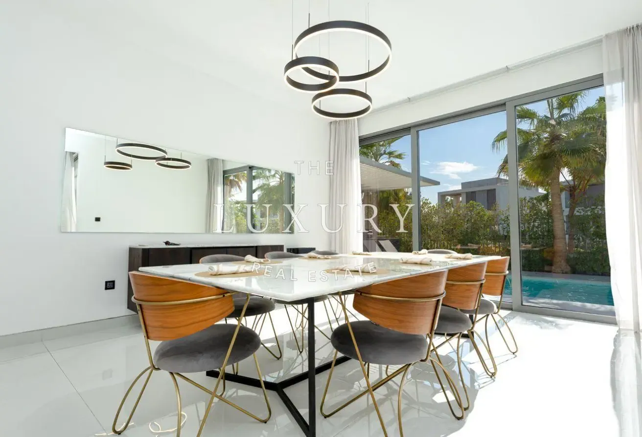 5BR PLUS MAIDS | EXCLUSIVE | LUXURIOUS VILLA