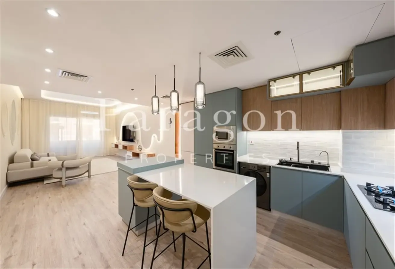 Spacious | Fully Upgraded 1BDR | Move-In Ready