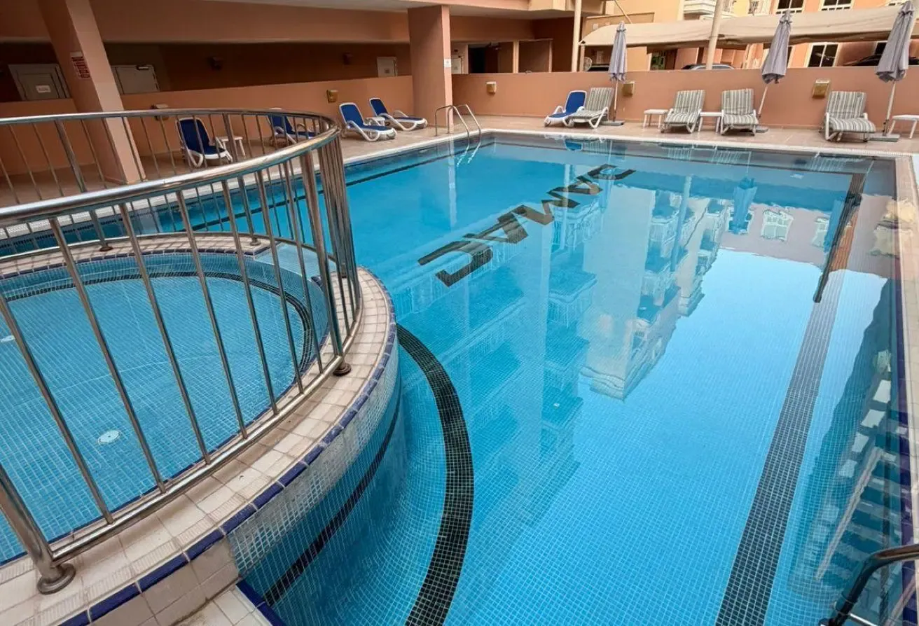 Huge Upgraded Studio | 12 Cheques | JVC