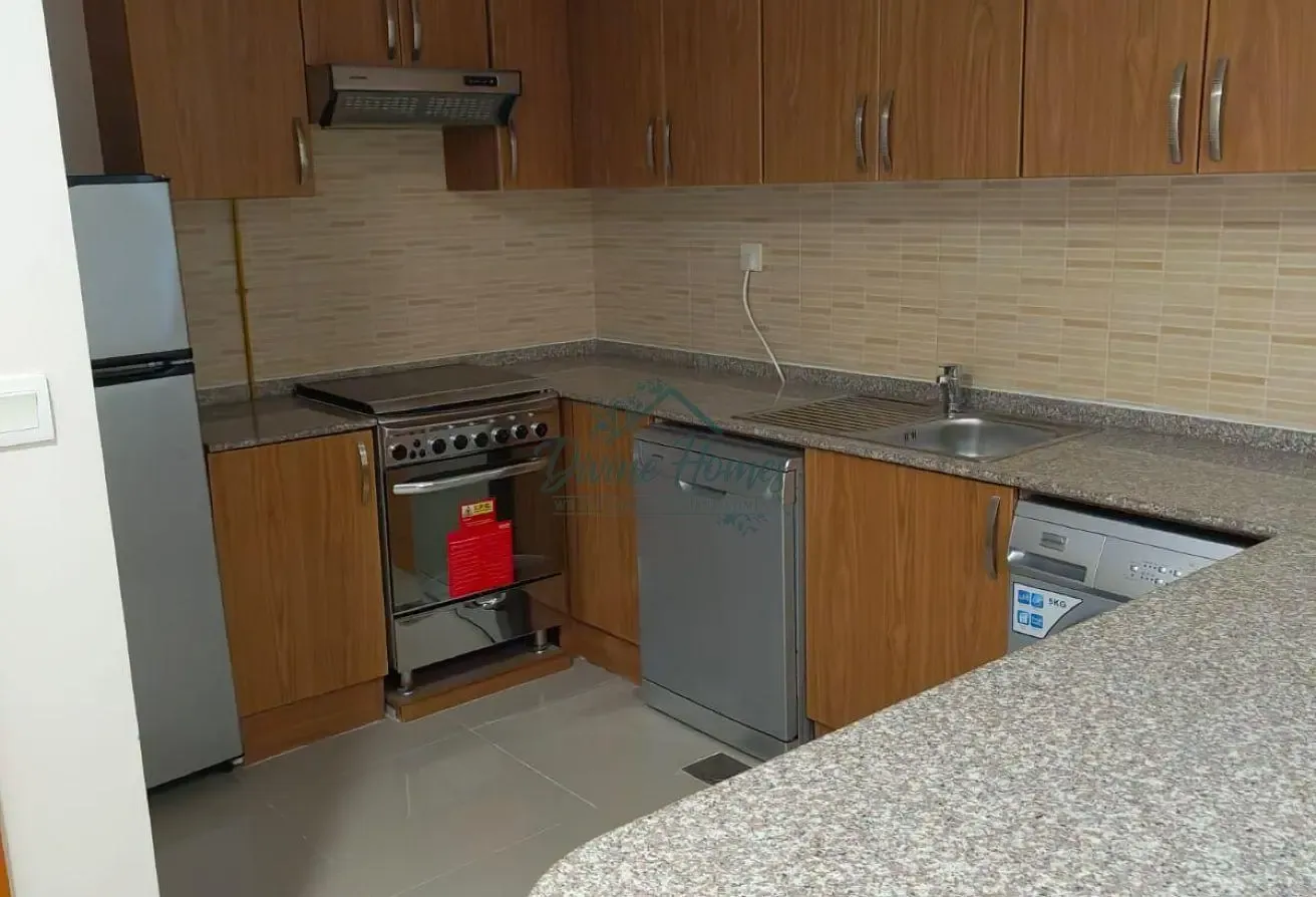 2BEDROOMS | FULLY FURNISHED | CLOSE TO METRO