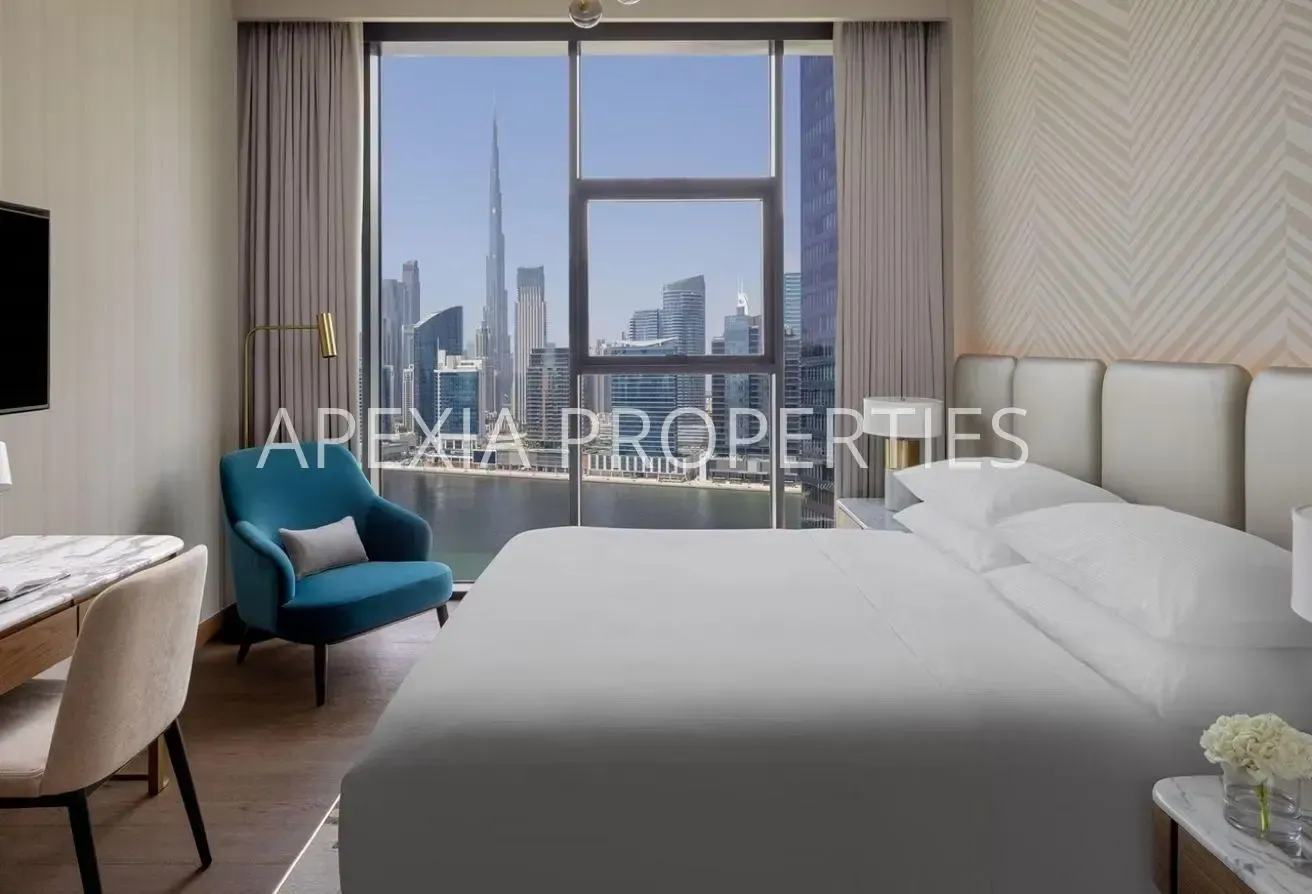 1BR Canal View and Burj Khalifa View