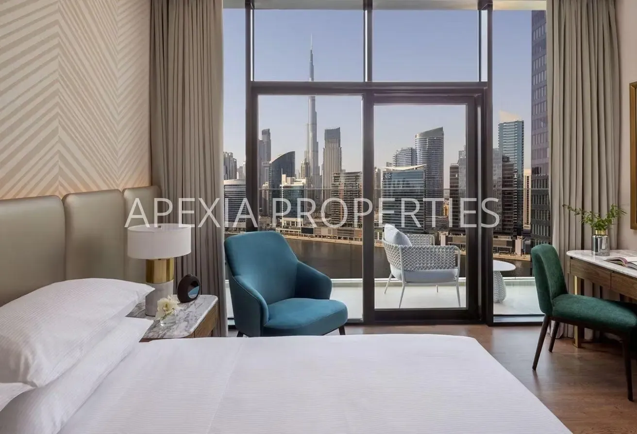 1BR Canal View and Burj Khalifa View