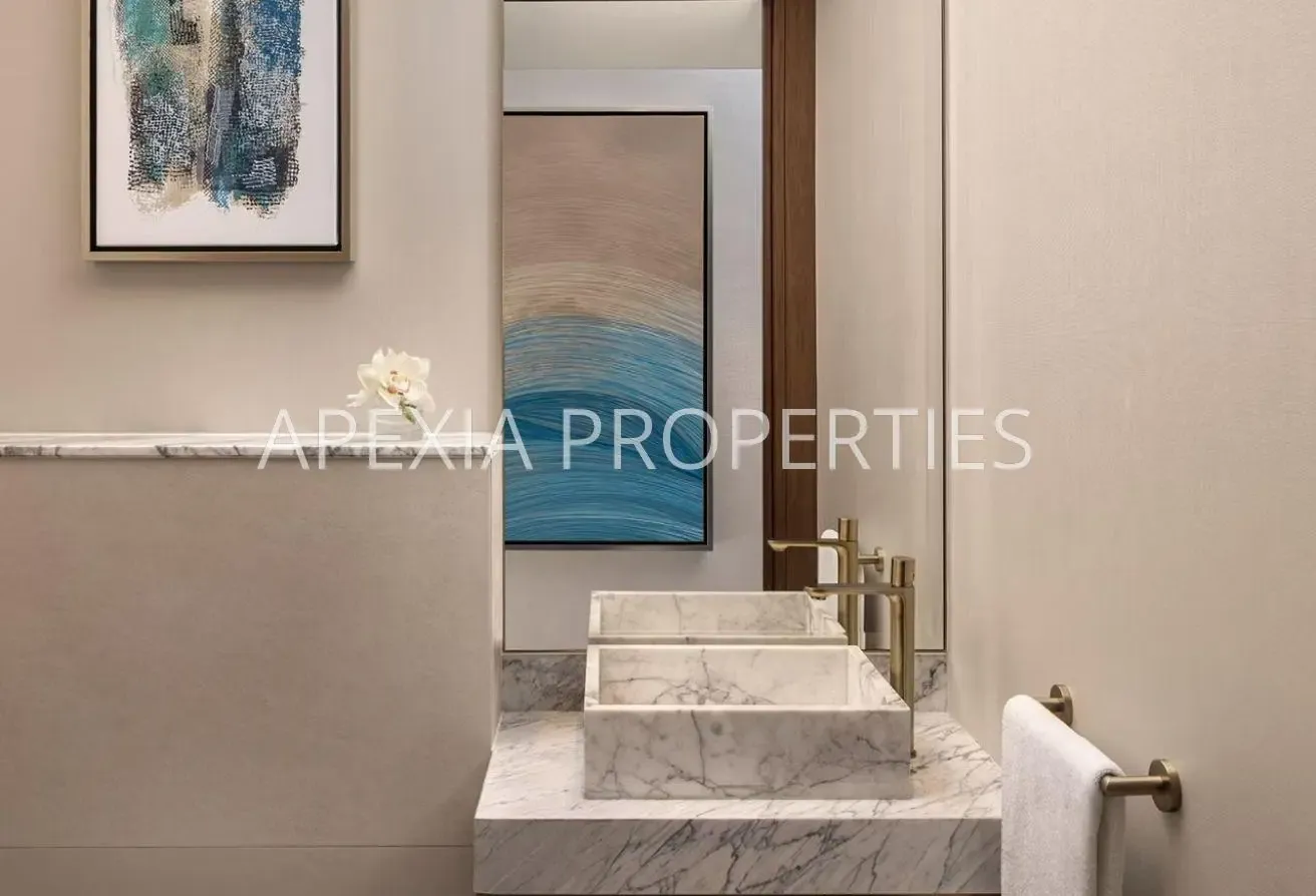 1BR Canal View and Burj Khalifa View