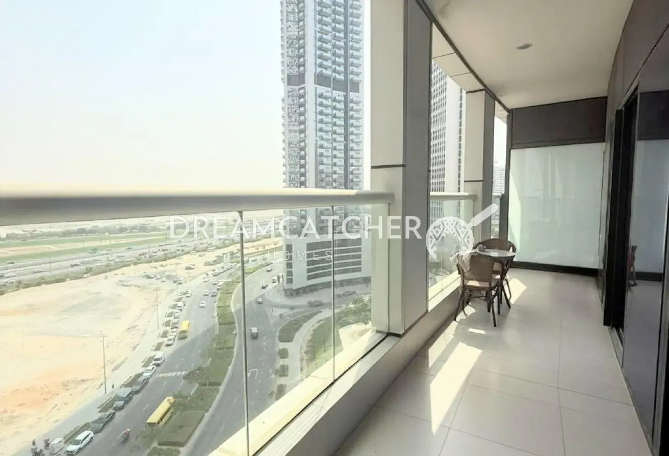Fully Furnished Hotel Apartment | Mid-High Floor