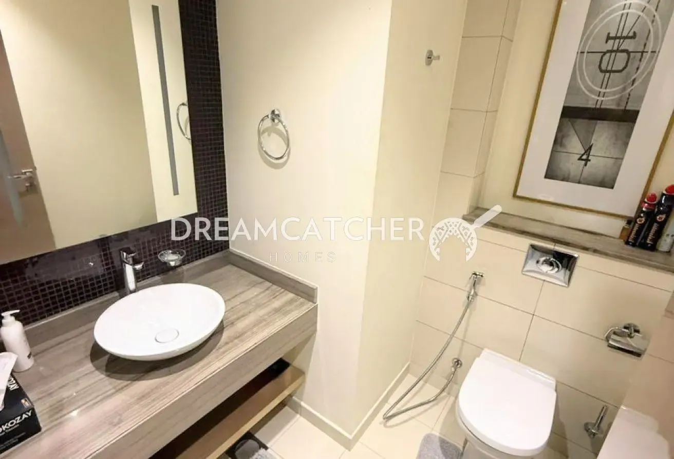 Fully Furnished Hotel Apartment | Mid-High Floor
