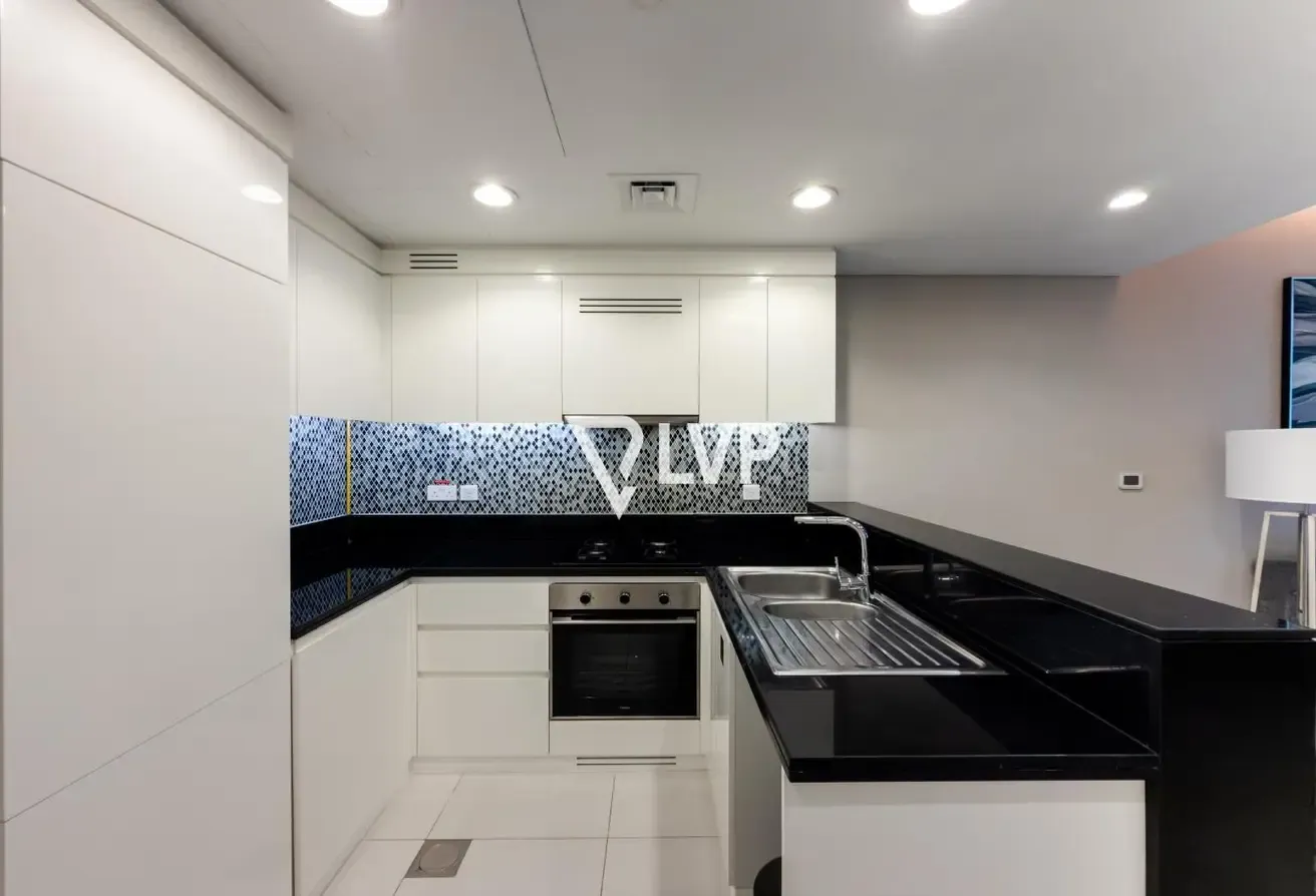 Multiple Chqs | High Floor | Furnished | Pool View