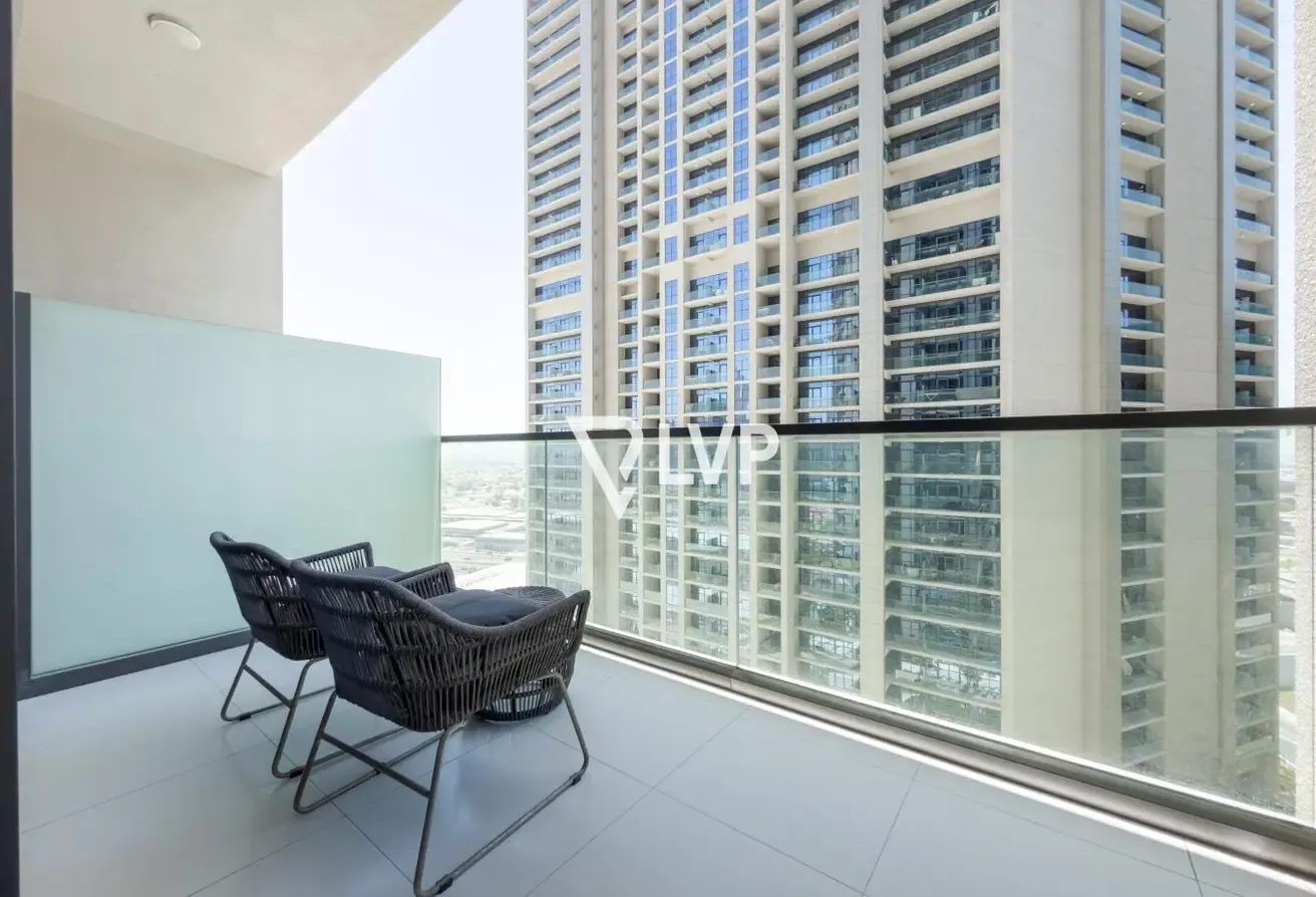 Multiple Chqs | High Floor | Furnished | Pool View