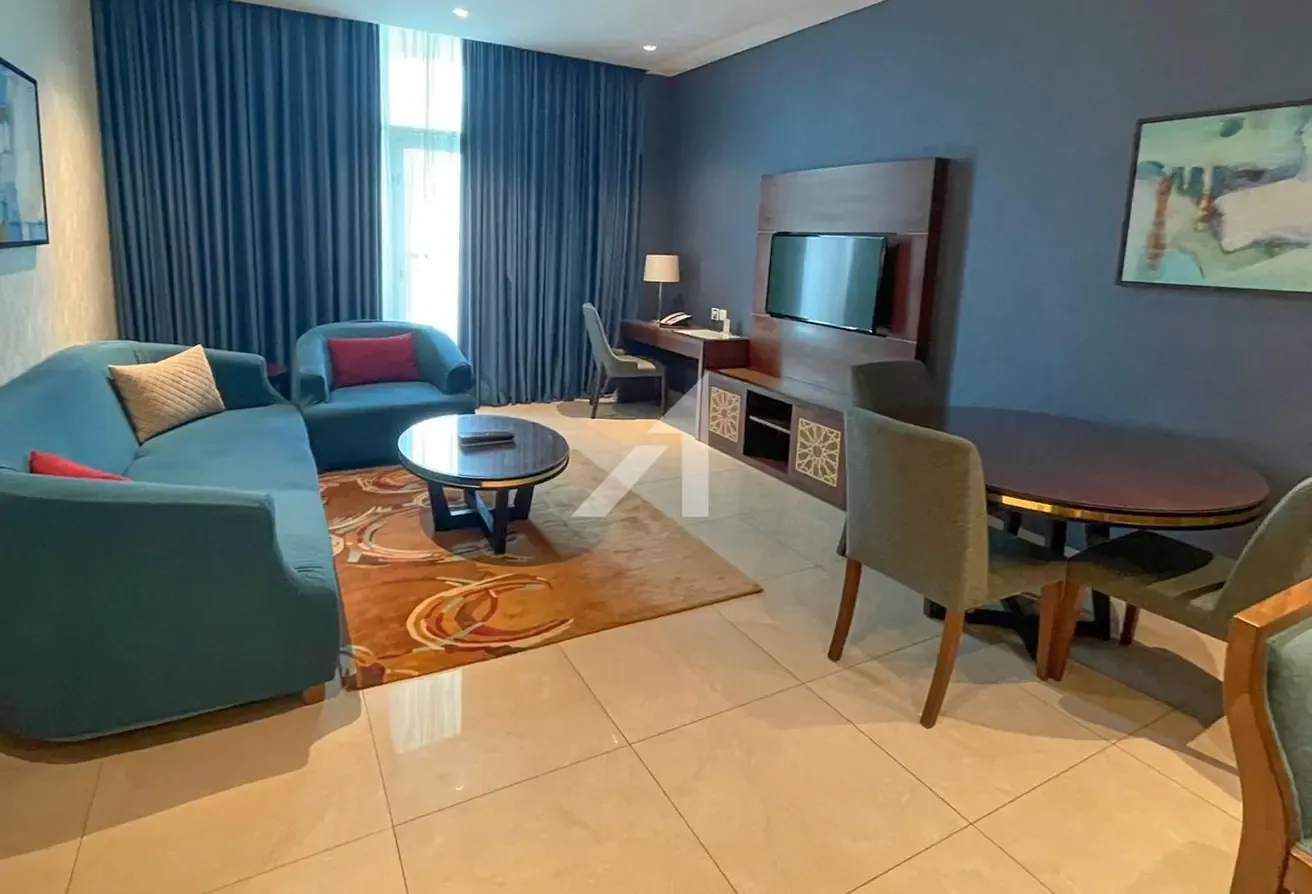 Burj Khalifa View| Bills included | Housekeeping