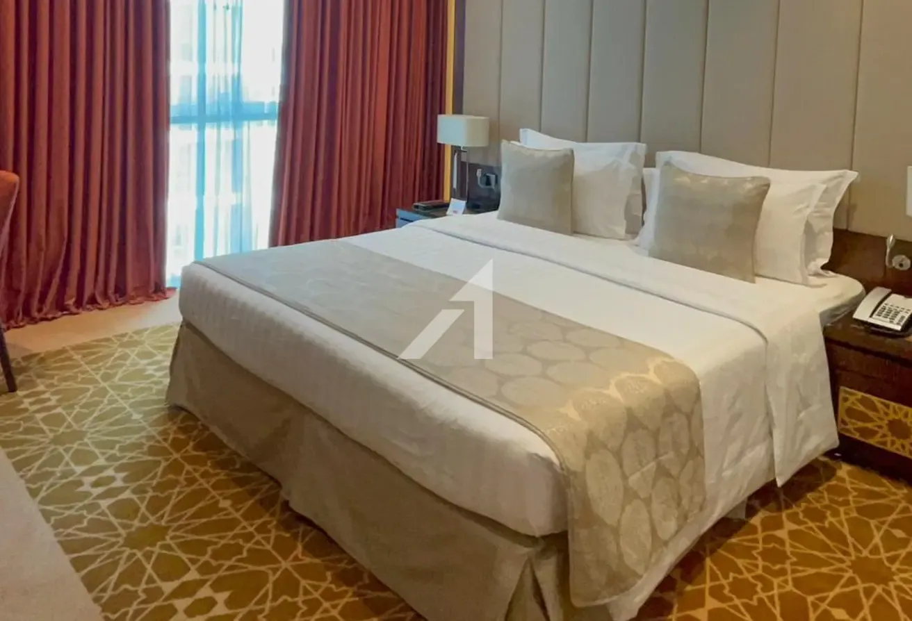 Burj Khalifa View| Bills included | Housekeeping