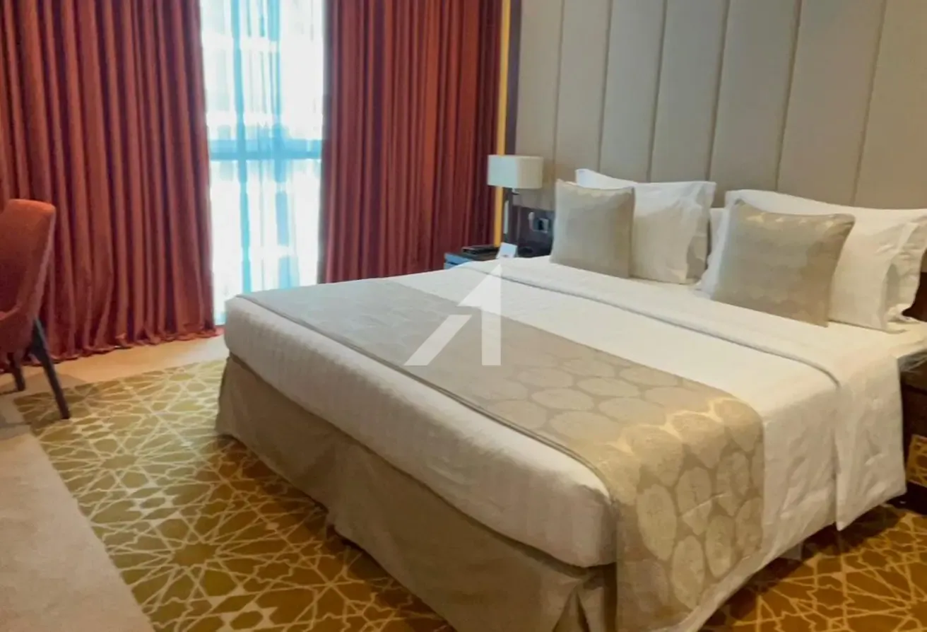 Burj Khalifa View| Bills included | Housekeeping