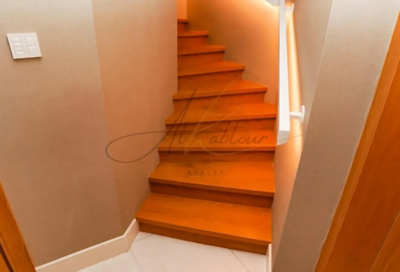 Luxury Duplex with Amazing Amenities High Floor