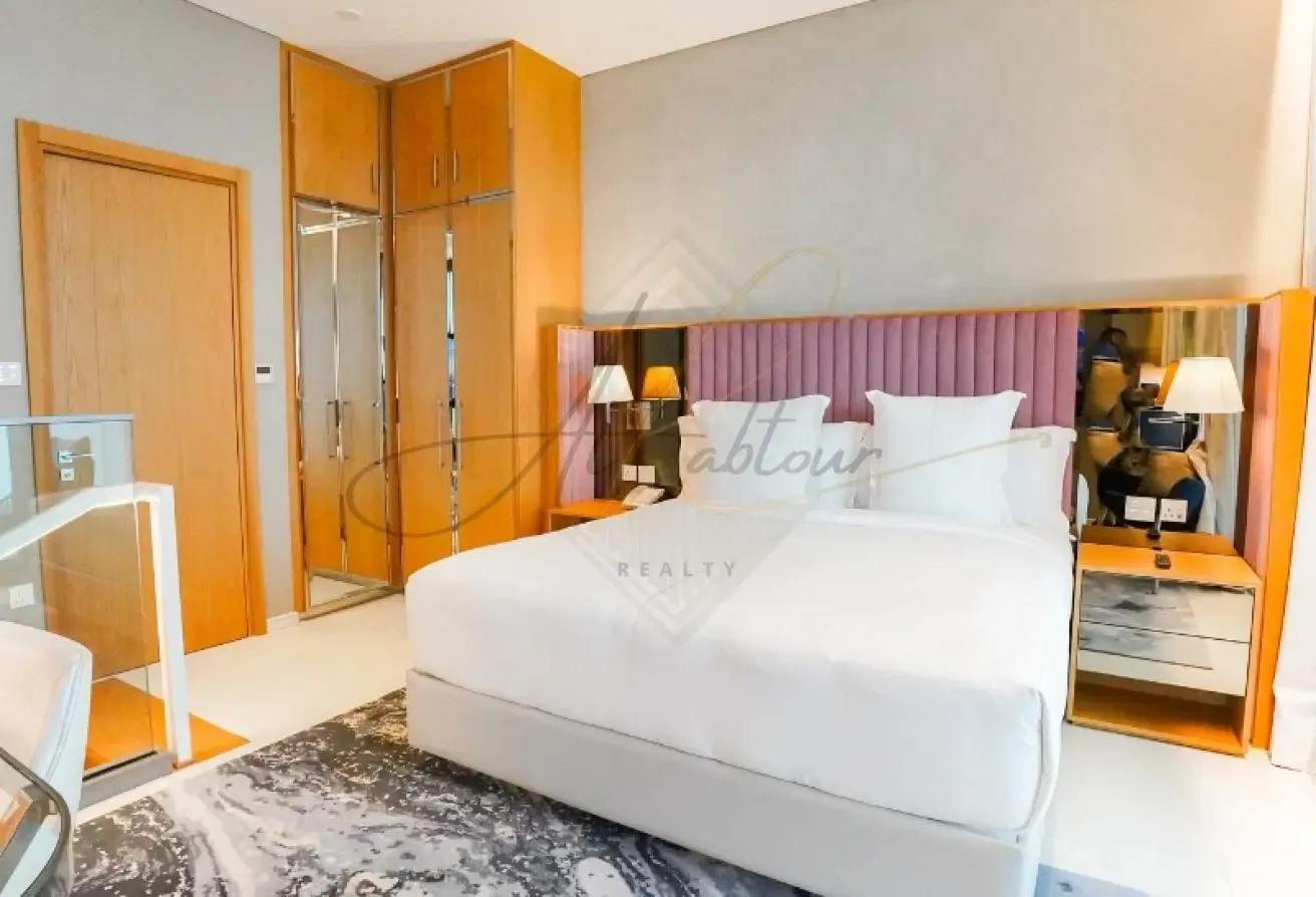 Luxury Duplex with Amazing Amenities High Floor