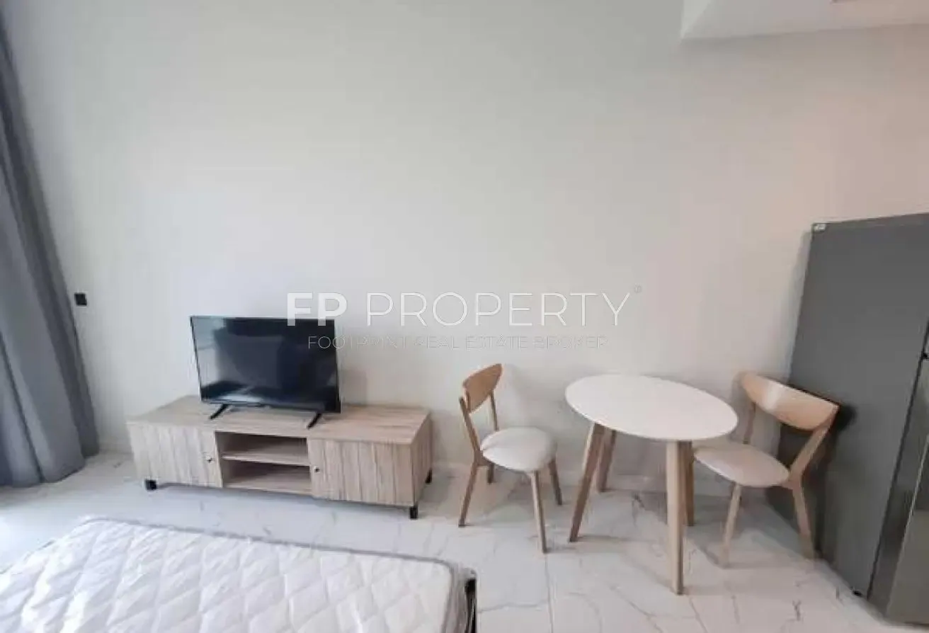 Close to Metro | Fully Furnished I Ready to Move I