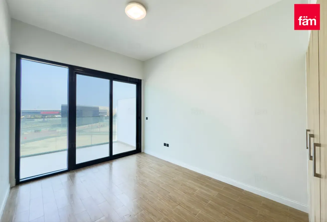 Available From September | Spacious | Metro Facing