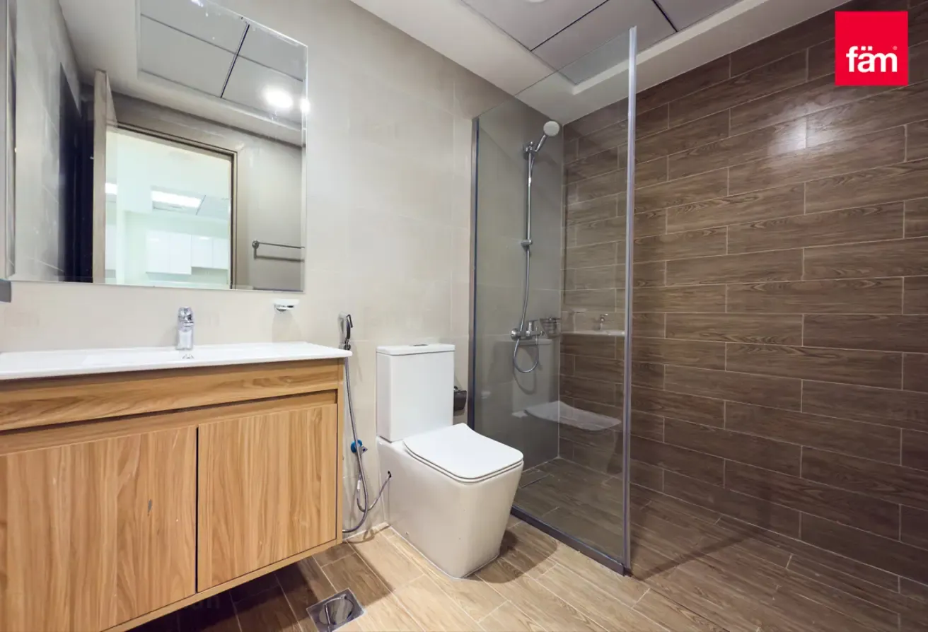 Available From September | Spacious | Metro Facing