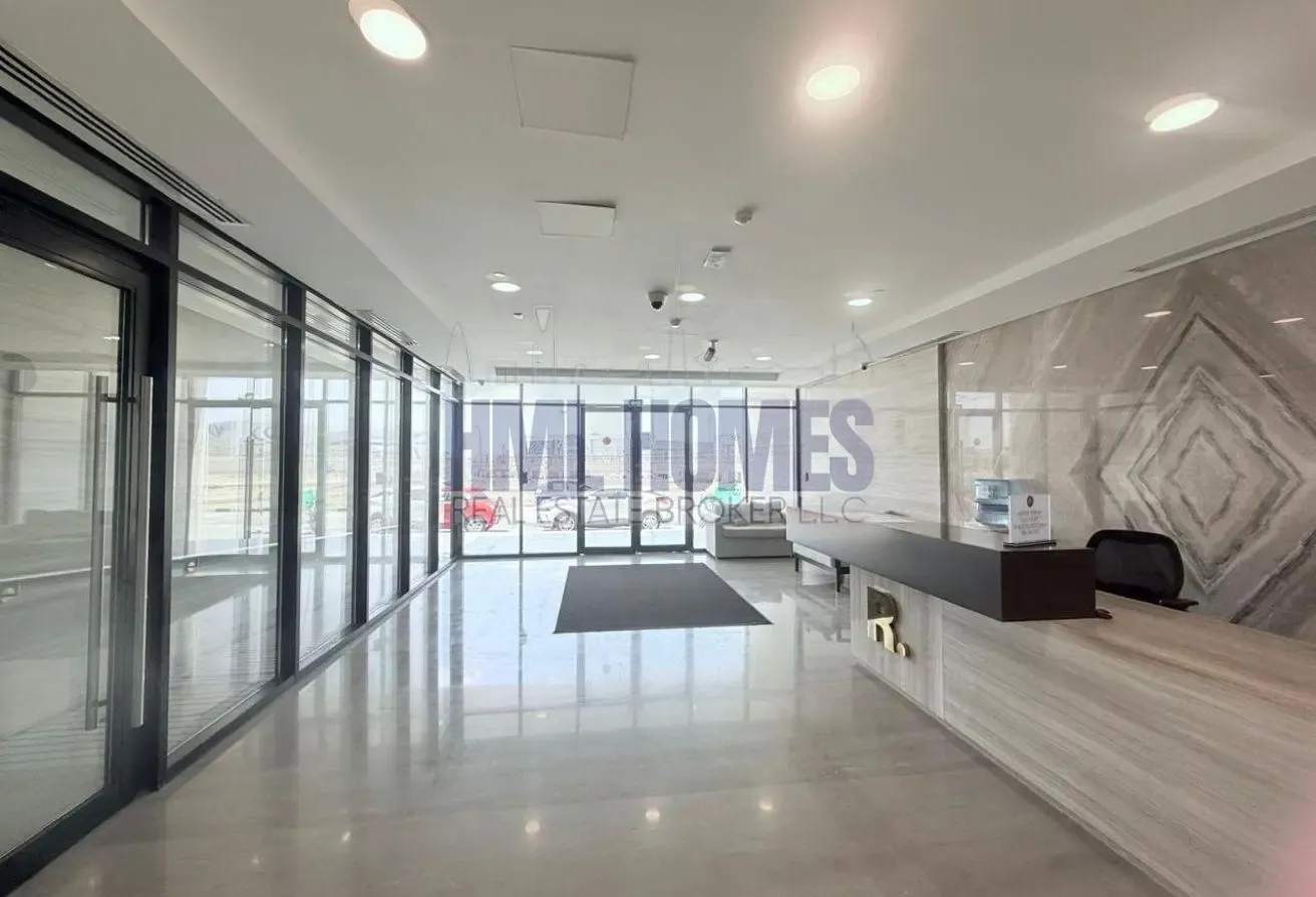 Modern Design | Spacious | Close to Metro