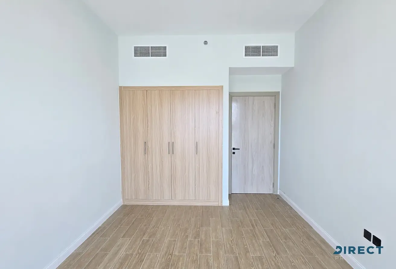 Close to Metro | Up to 12 Cheques | Unfurnished