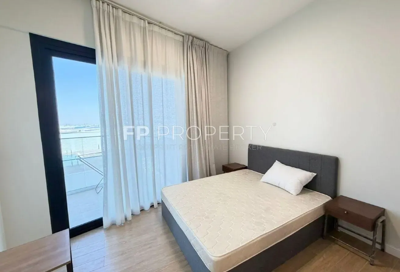 Close To Metro I Pool View I Fully Furnished