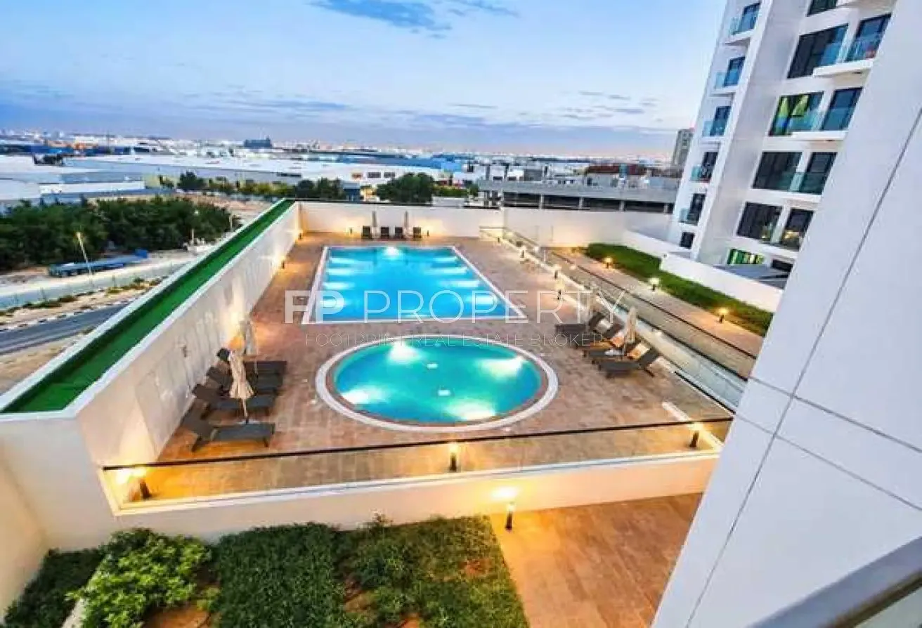 Close to Metro | Fully Furnished I Ready to Move I