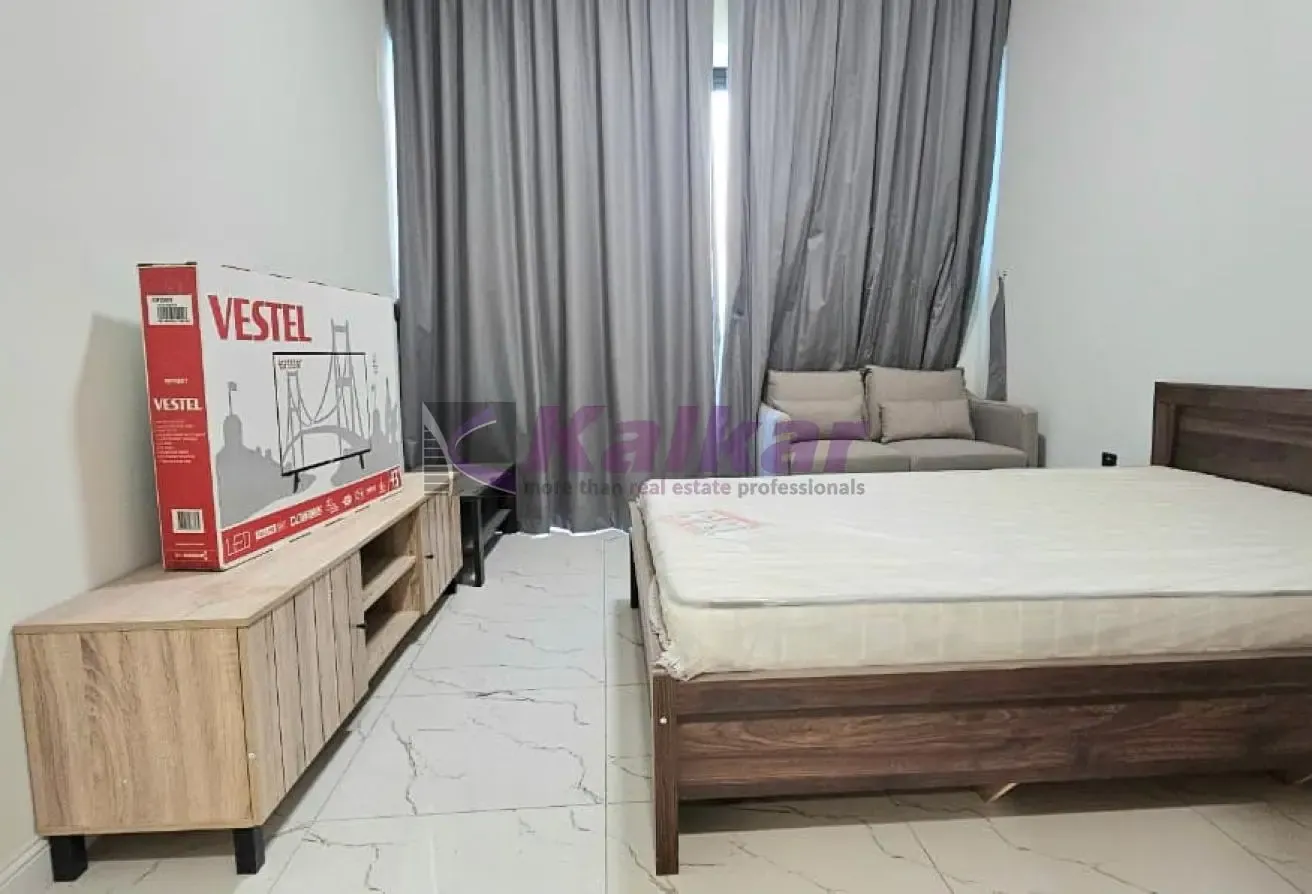 Fully Furnished | High Floor | Near Metro