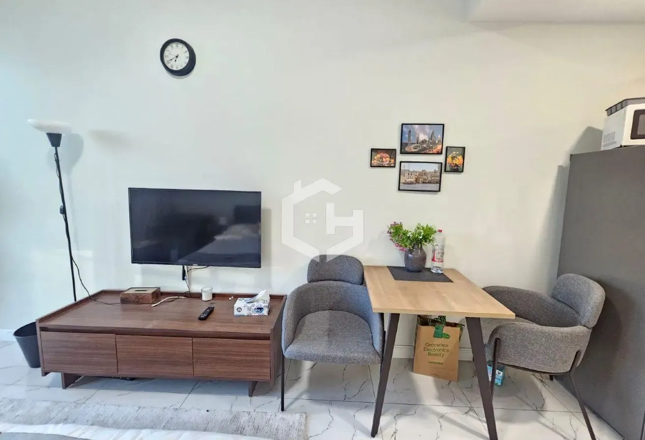 High-Floor Modern Studio | Open Views | Opp Metro