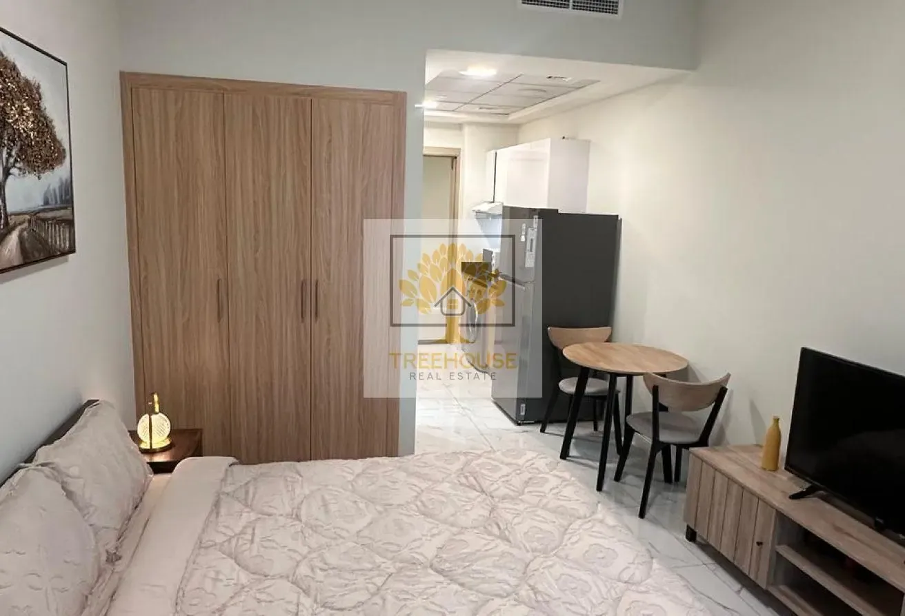 FULLY FURNISHED STUDIO| CLOSE TO METRO| HIGH FLOOR