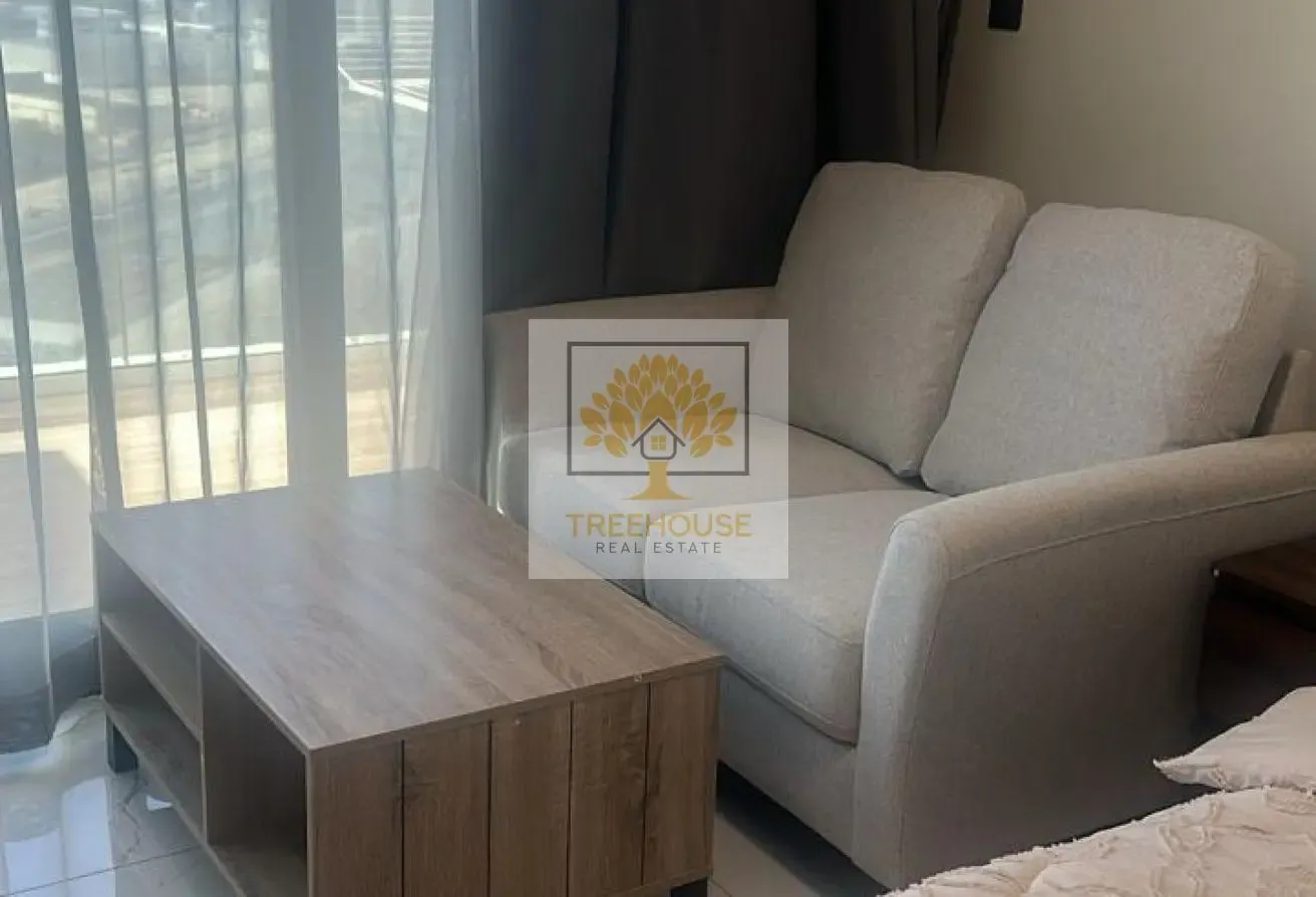 FULLY FURNISHED STUDIO| CLOSE TO METRO| HIGH FLOOR