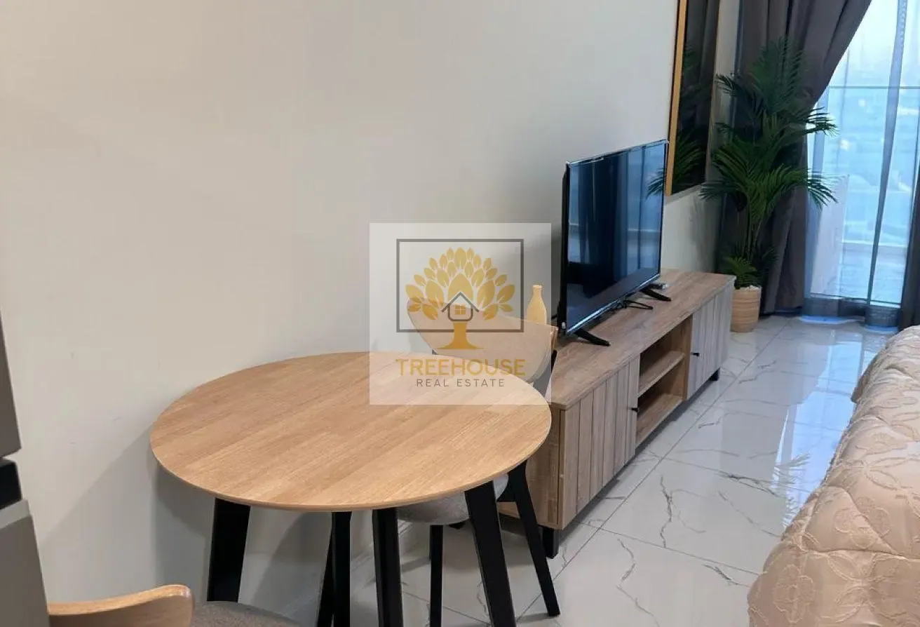 FULLY FURNISHED STUDIO| CLOSE TO METRO| HIGH FLOOR