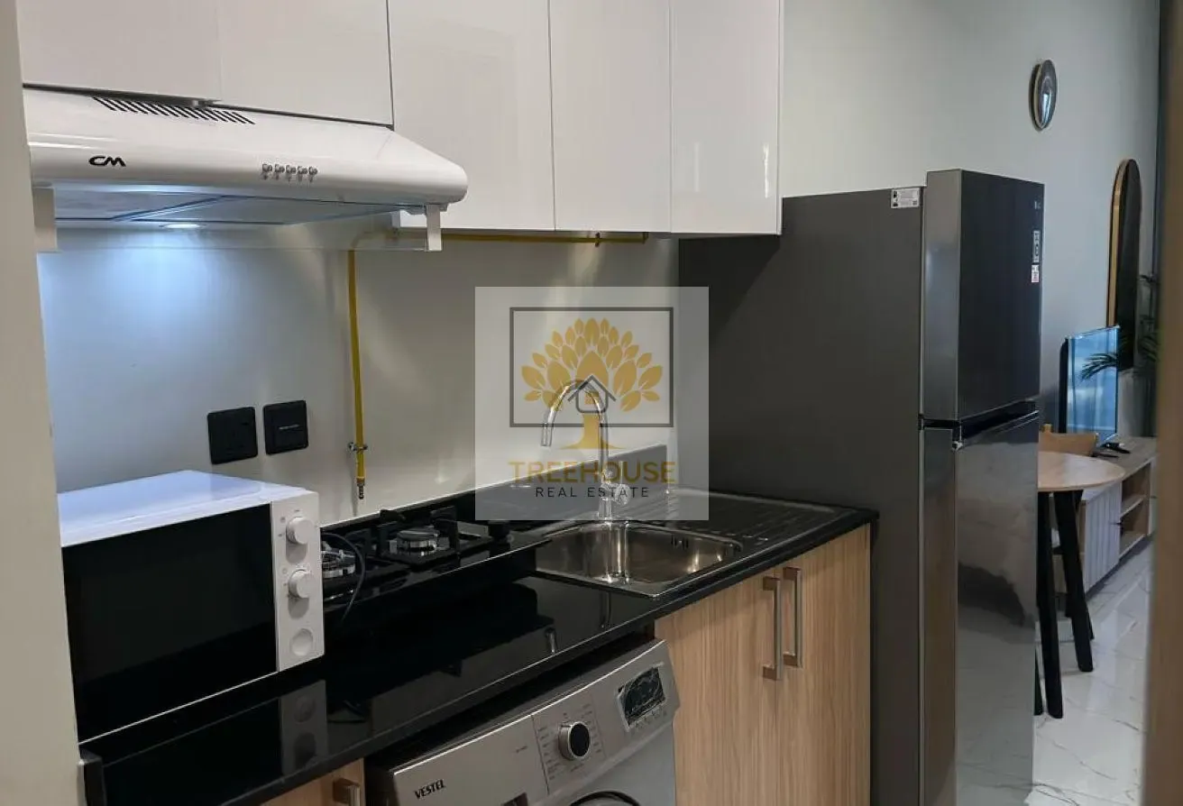 FULLY FURNISHED STUDIO| CLOSE TO METRO| HIGH FLOOR