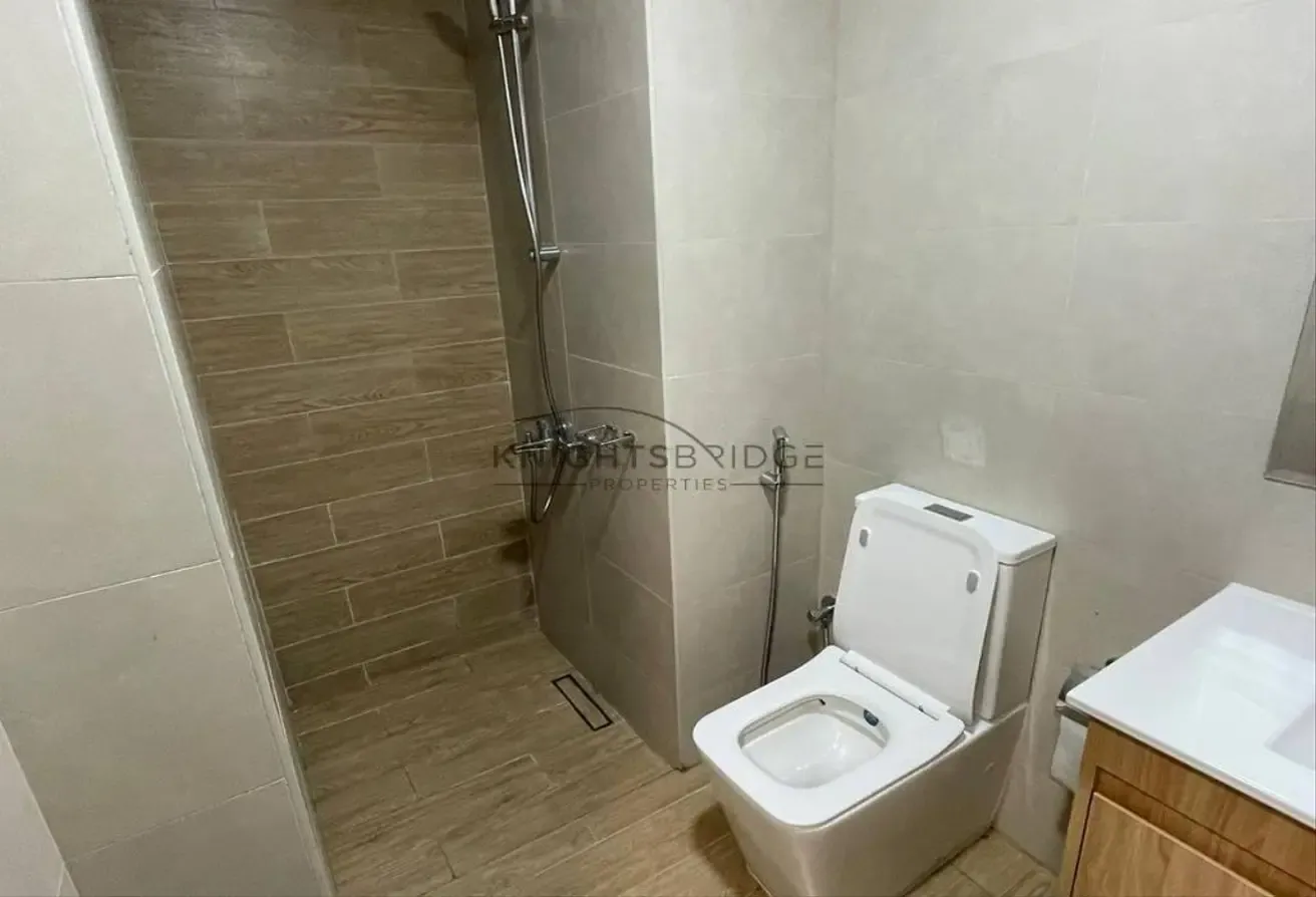 Fully Furnished | Close To Metro | Flexy Cheques