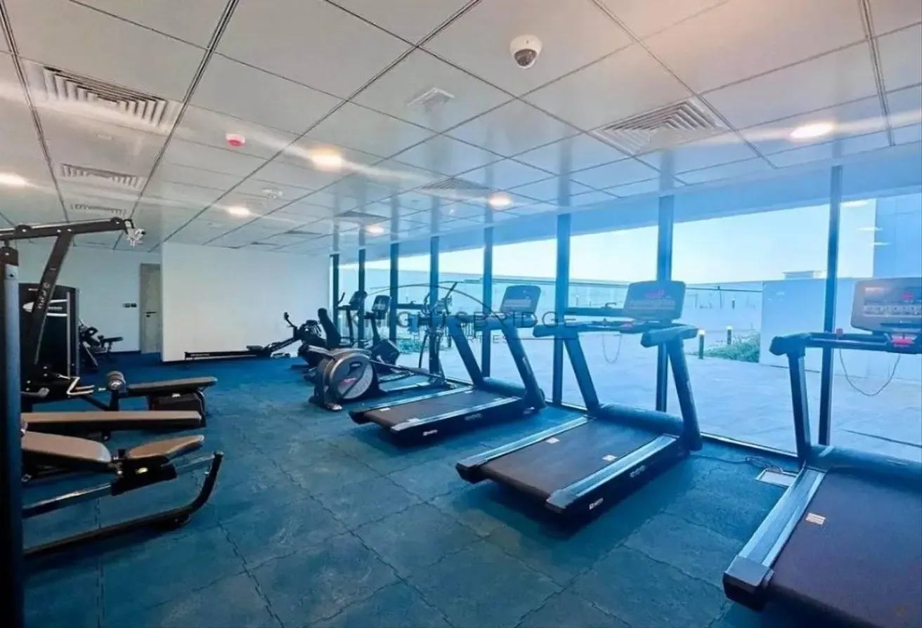 Fully Furnished | Close To Metro | Flexy Cheques