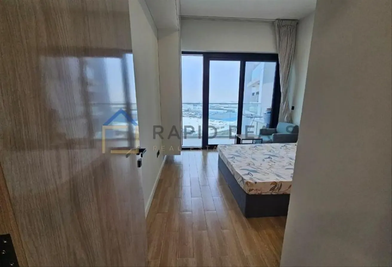 High-Floor 1BR Furnished Apartment - Near Metro