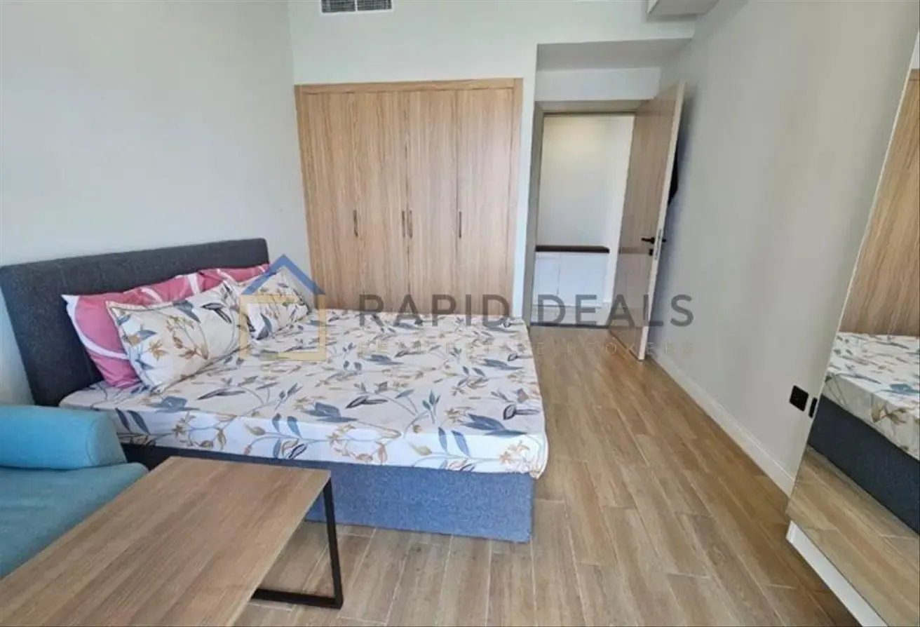 High-Floor 1BR Furnished Apartment - Near Metro