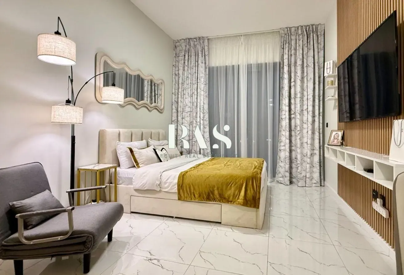 AESTHETIC STUDIO FOR RENT | FULLY FURNISHED