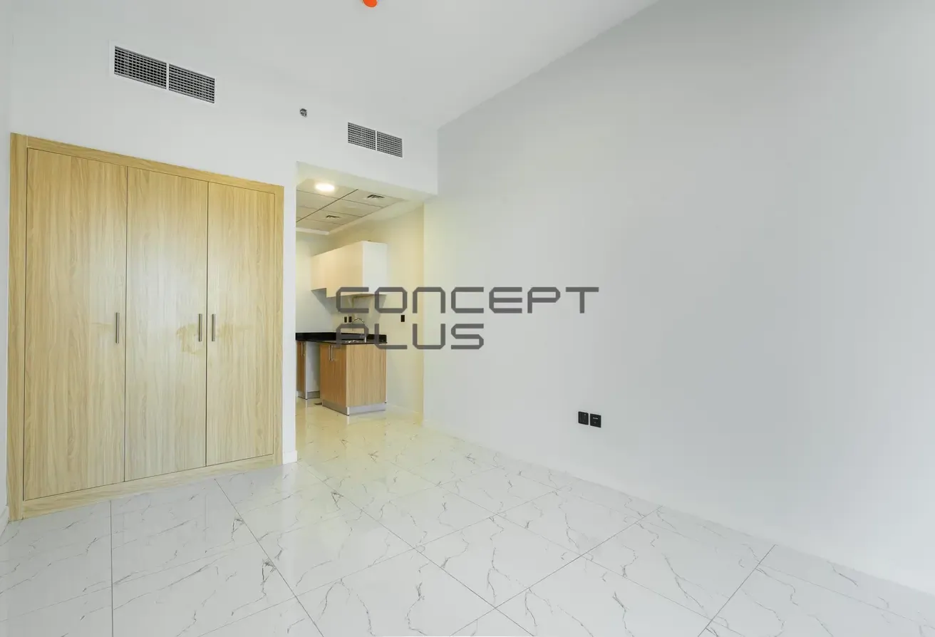 Smart Urban Living I Modern Style I Close to Metro