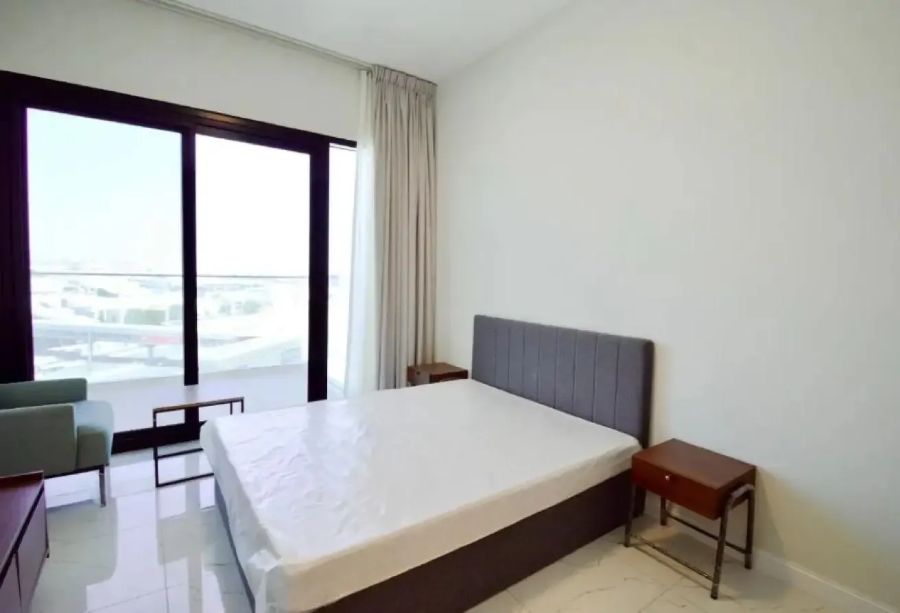 Studio | Balcony & Pool Access