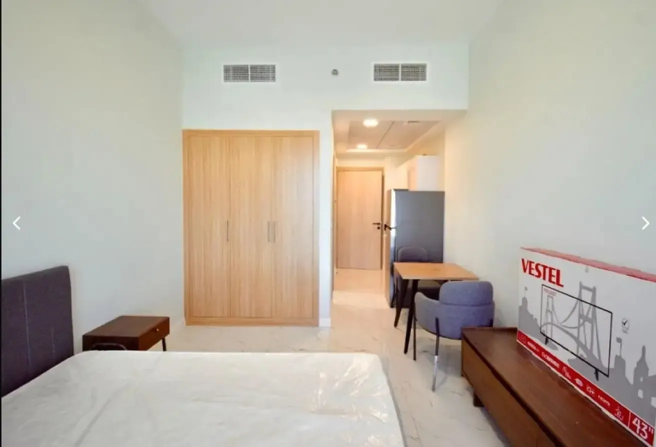 Studio | Balcony & Pool Access