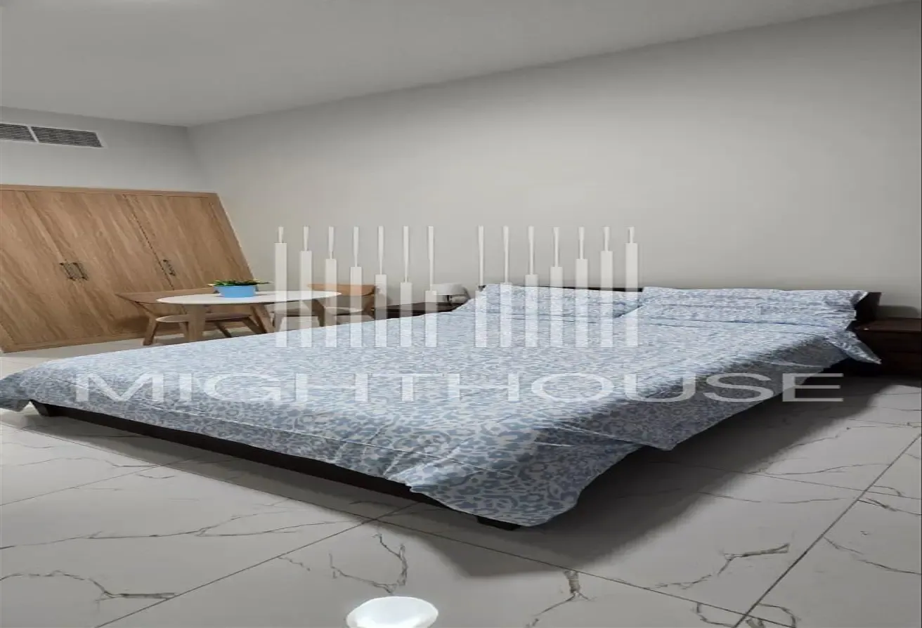Flexible 12 Cheques | Furnished Studio