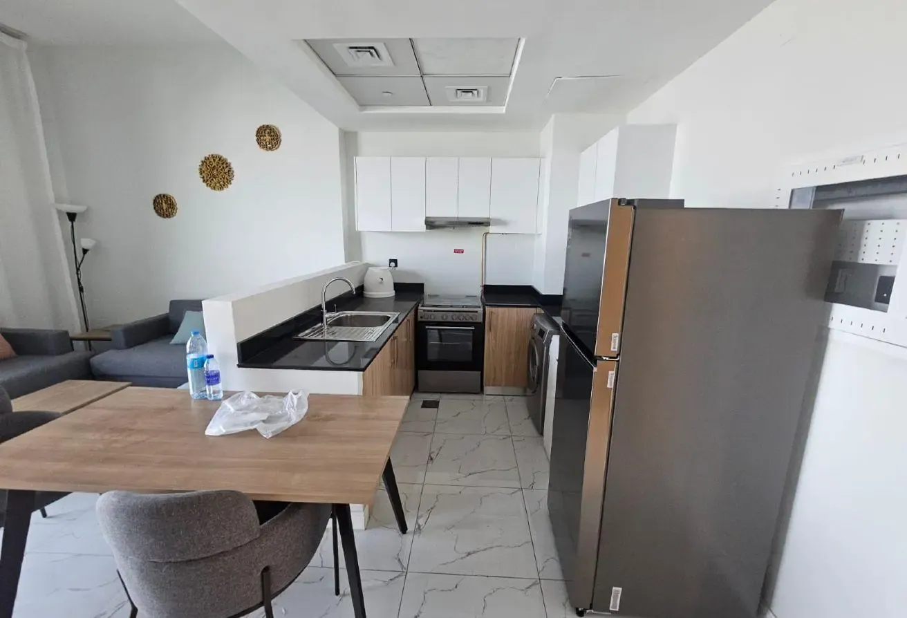 1BR Apartment | Vacant | Balcony View