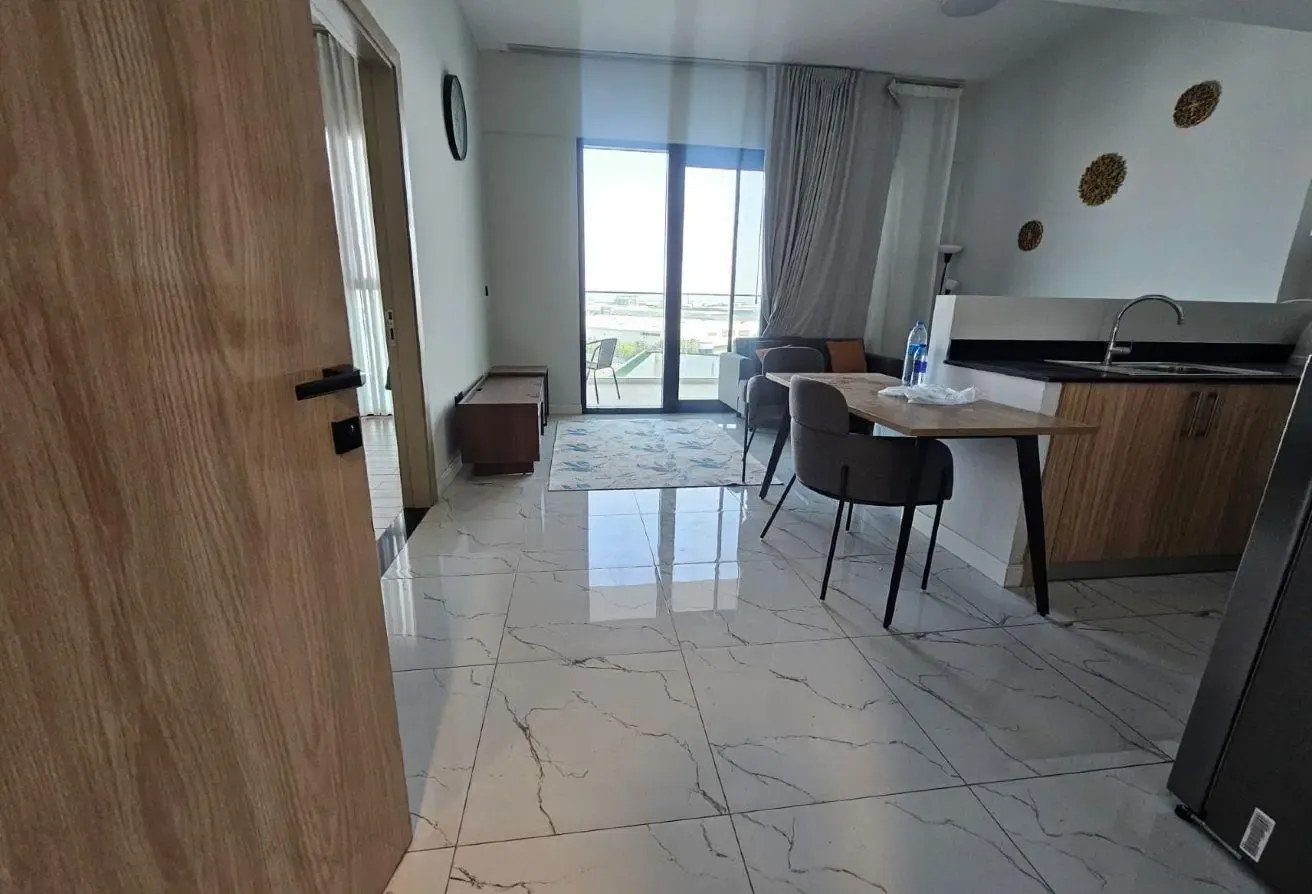 1BR Apartment | Vacant | Balcony View