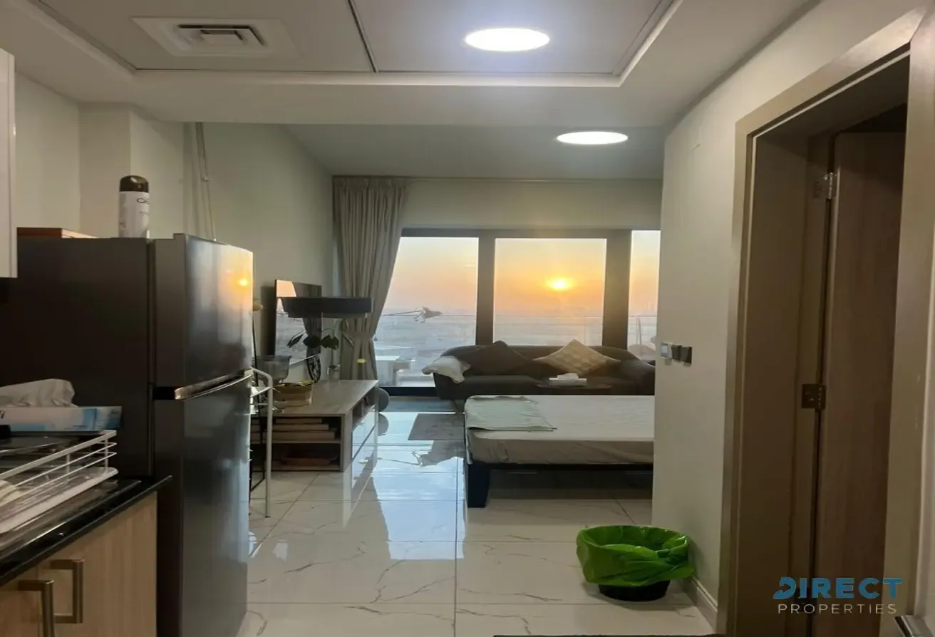 Furnished | Vacant NOW | Close to the Metro